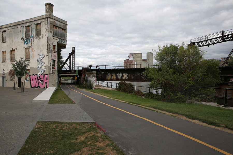 08 Peel Basin Train Bridge - Capture photo 15 - Sounding the City 001 - Montréal 2015-2016
